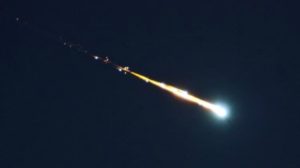 L’attribut alt de cette image est vide, son nom de fichier est 870x489_meteorite_or_not_meteorite-300x168.jpg.